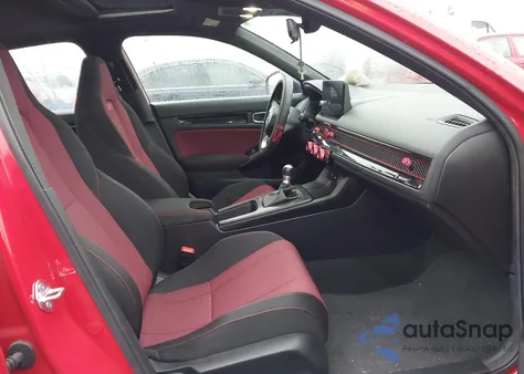 2025 Honda Civic Si Base W/High Performance Summer Tires/ from USA, damaged, VIN 2HGFE1E52SH474540